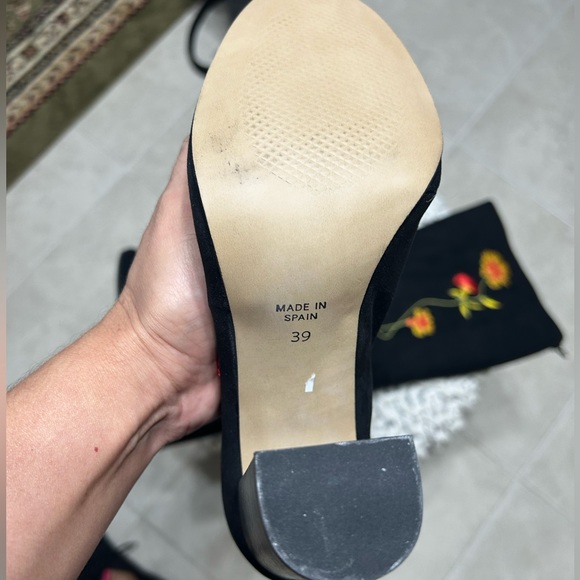 Intentionally Blank “Ranchero' Embroidered
Floral Boots, EU 39 New - Picture 3 of 5